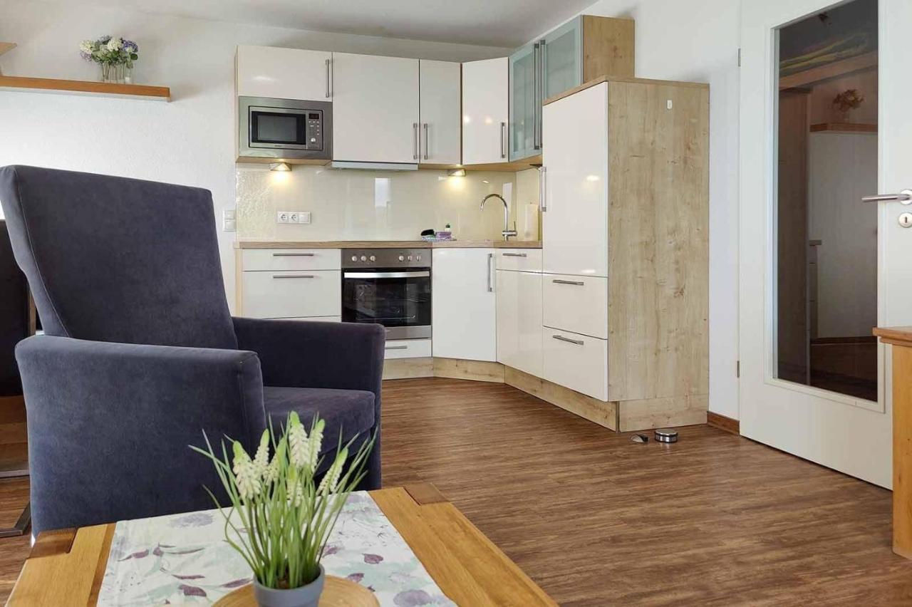 Ferienwohnung-308-hohe-lith-duhnen-mit-eigenem-strandkorb-am-strand Cuxhaven
