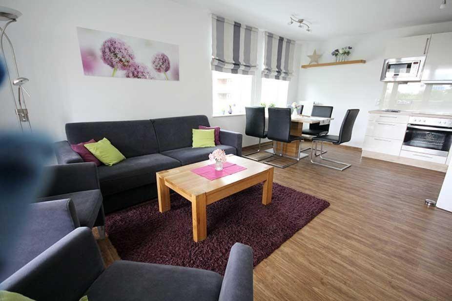 Ferienwohnung-308-hohe-lith-duhnen-mit-eigenem-strandkorb-am-strand Cuxhaven